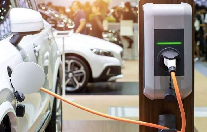  Advantages and disadvantages of electric cars