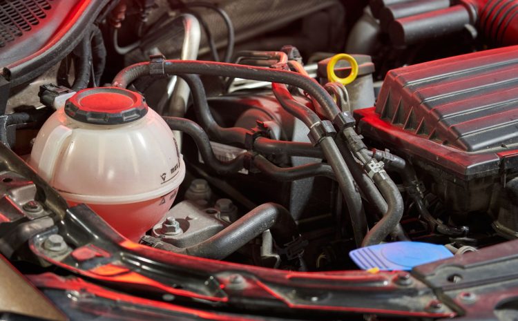 How to Detect and Solve Common Engine Cooling System Problems